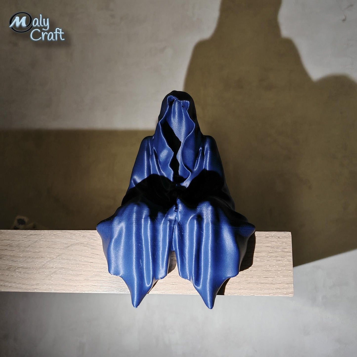 Statue “La Faucheuse” – Figurine fantôme assis 3D – Inspiration fantasy sombre Made in France