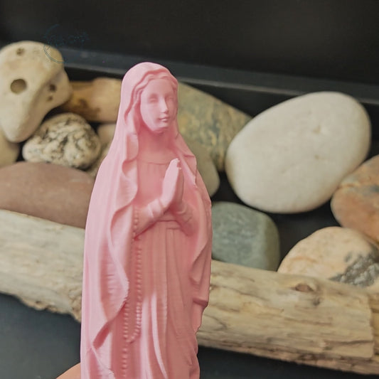 Customizable 3D Colored Virgin Mary Statue – Modern Religious Decoration