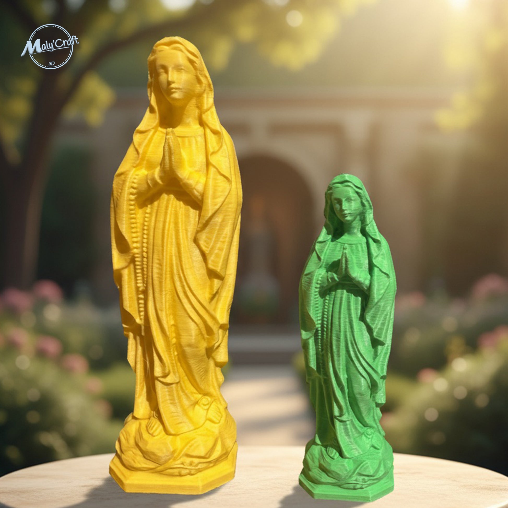 Statues de la Vierge Marie en PLA jaune et vert imprimées en 3D – décoration religieuse moderne réalisée par Maly’Craft.